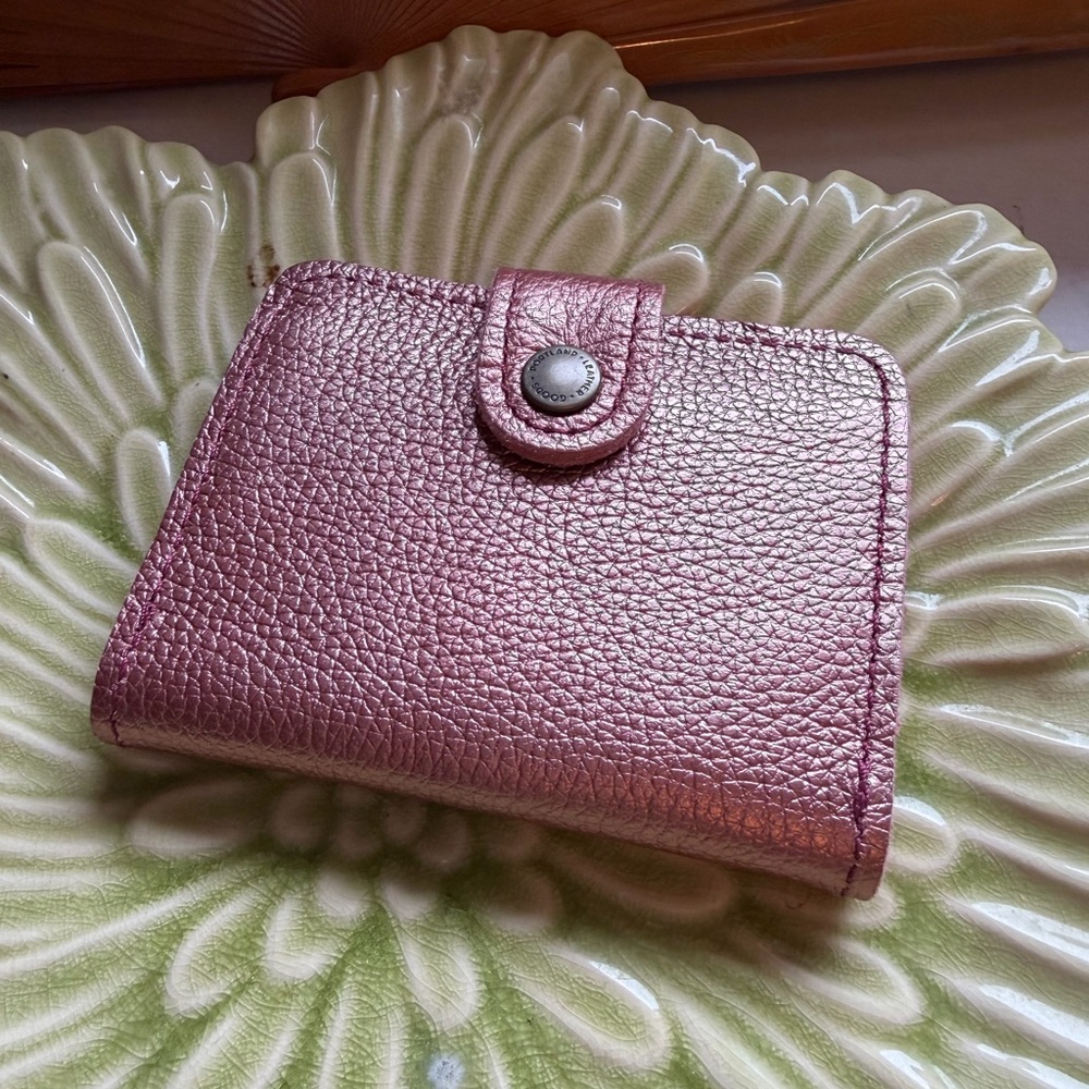 Portland Leather Premium Mini-Bifold in Supernova